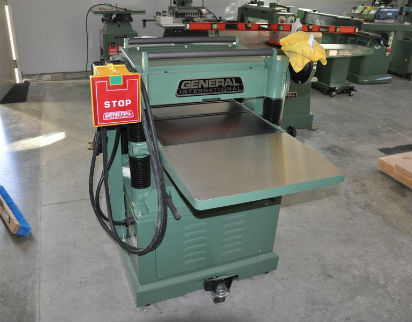 A Stationary Thickness Planer