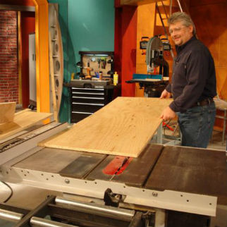 Ripping Plywood Using A Table Saw
